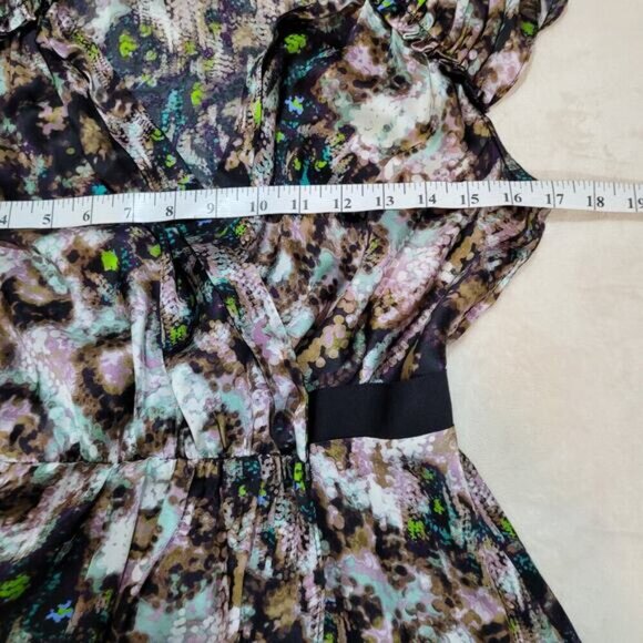 Teenflo Purple Abstract Silk Wrap Blouse with Button Snap Enclosure - Size 6 - Picture 6 of 8